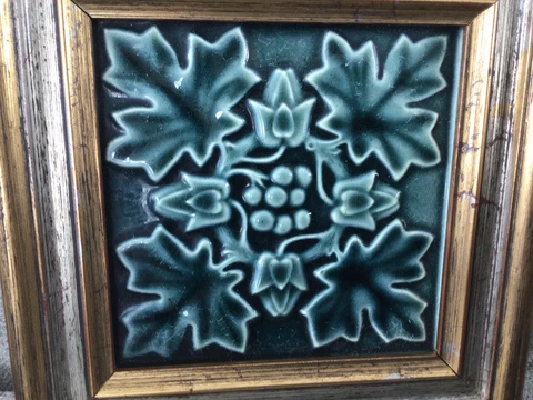Antique Tile Framed Leaf Pattern Blue Green Color Cover