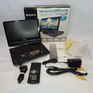 Sony DVP-FX930 Portable DVD 9" Hi-resolution Widescreen LCD w/ Accessories - Picture 1 of 16