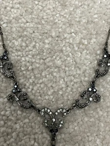 Women's Necklace - Picture 1 of 6