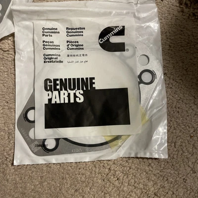 CUMMINS GASKET,ACC DRIVE COVER 4896897 - Image 1 of 2