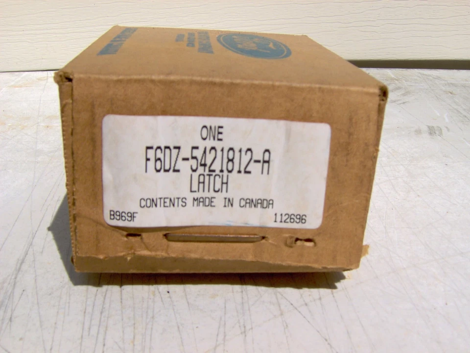 Conjunto de pestillo de puerta de RF Ford Taurus/Mercury Sable.- Parte # F6DZ-5421812A- Nuevo OEM  Foto 1 de 1