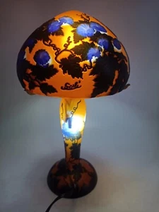 Very beautiful. Emile Galle lamp - Picture 1 of 4