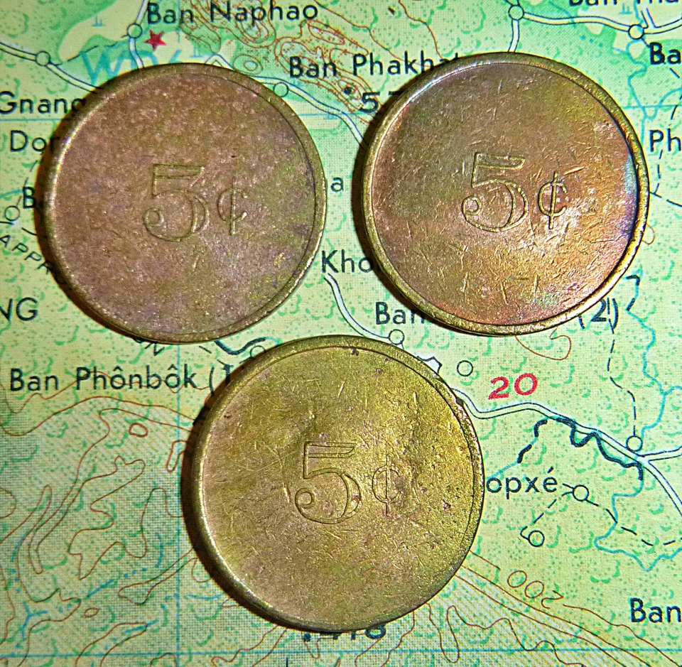 Lote x 3 Fichas Militares de Estados Unidos - Moneda de 5c Saigón 1964 - Pago Militar - Guerra de Vietnam Foto 1 de 3