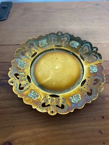 VINTAGE BRASS ELIZABETH II CORONATION FILGREE EDGE BRASS DISH ROYAL FAMILY - Picture 1 of 3