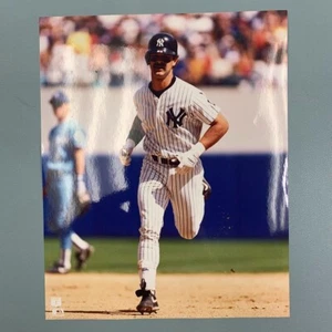 Vintage 1990 MLB New York Yankees Don Mattingly 8 x 10 Photo - Picture 1 of 2
