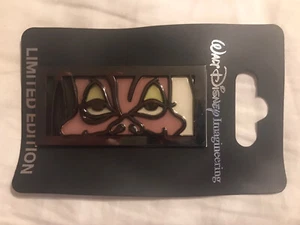 Disney WDI LE 250 Stare Into My Eyes Villains Stained Glass - Cruella De Vil Pin - Picture 1 of 3