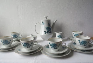 Kaffeeservice COLDITZ 21 Teile Rosen Blau 6 Personen DDR Goldrand komplett - Bild 1 von 8