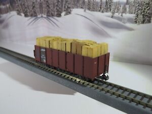 Bemo 2251 100 - RhB E 6604 offener Güterwagen mit Holzbeladung - Spur H0m 1:87