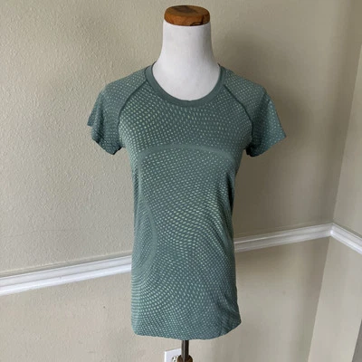 Lululemon Women’s Run Swiftly Tech Short Sleeve Shirt Green Dot LIMITED Size 8 - Image 1 of 4