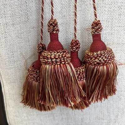 Juego de 2 borlas decorativas estilo vintage seda rayón oro borgoña Foto 1 de 4