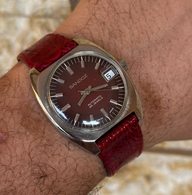 1970's Vintage Sandoz Watch Automatic 25 Jewels Men Red Date Rare Squared 35mm - Image 1 of 4