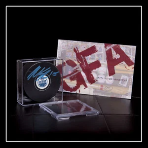 **GFA Edmonton Oilers *NICK SCHULTZ* Signed NHL Logo Puck COA** - Bild 1 von 1