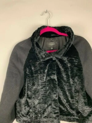 Chaqueta Ann Taylor para mujer talla mediana mangas de lana piel sintética frente a presión Foto 1 de 3