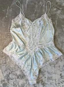 Vintage Vanity Fair Teddy Womens Sz 36 Mint Green Lace Ruffle Girlie Coquette - Picture 1 of 8