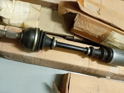 Árbol de transmisión lado izquierdo o derecho peugeot 309 original 3272.28 Foto 1 de 2