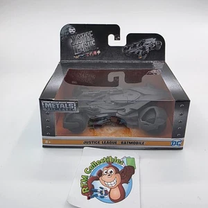 Justice League Batmobile DC Hollywood Rides Jada Metal Die Cast - Picture 1 of 6