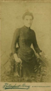 Altes Fotoalbum Englische Lady Frau 19. Jh.  - Bild 1 von 2