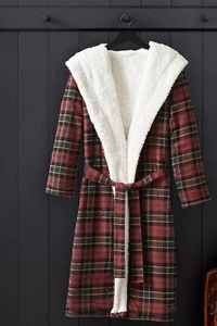 Pottery Barn Teen Hooded Harry Potter HOGWARTS PLAID SHERPA ROBE NEW Open Box - Picture 1 of 9