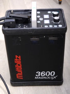 Multiblitz Magnolux 3600 power pack - Picture 1 of 2