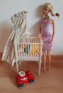 Barbie Bedtime Baby Barbie mit Baby Krissy, Himmelbett und BobbyCar viel Zubehör - Bild 1 von 4