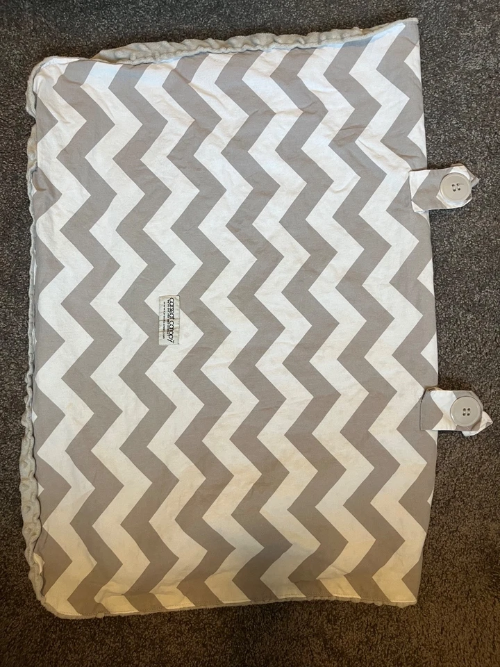 Carseat Canopy Chevy Gray White Chevron Soft Infant Cover one-Size - Image 1 of 4