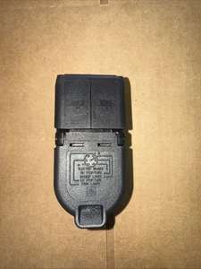 2023 GMC Sierra 7 PIN TRAILER PLUG RECEPTACLE WITH 2 CAMERA OUTLETS New Take Off - Picture 1 of 2