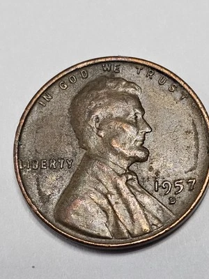 1957 D Lincoln Wheat Cent  Lamination Error  Obverse.  - Image 1 of 4