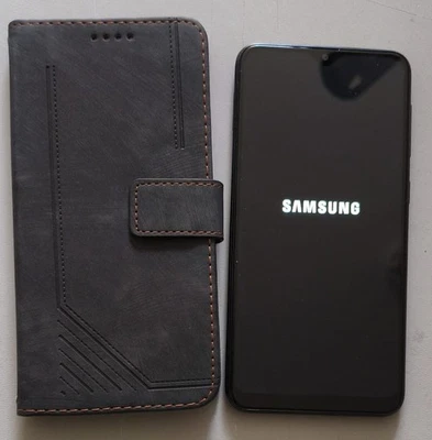 Samsung Galaxy A10 32GB Schwarz Ohne Simlock Dual-SIM SD-Karte Slot bis 512GB - Bild 1 von 4