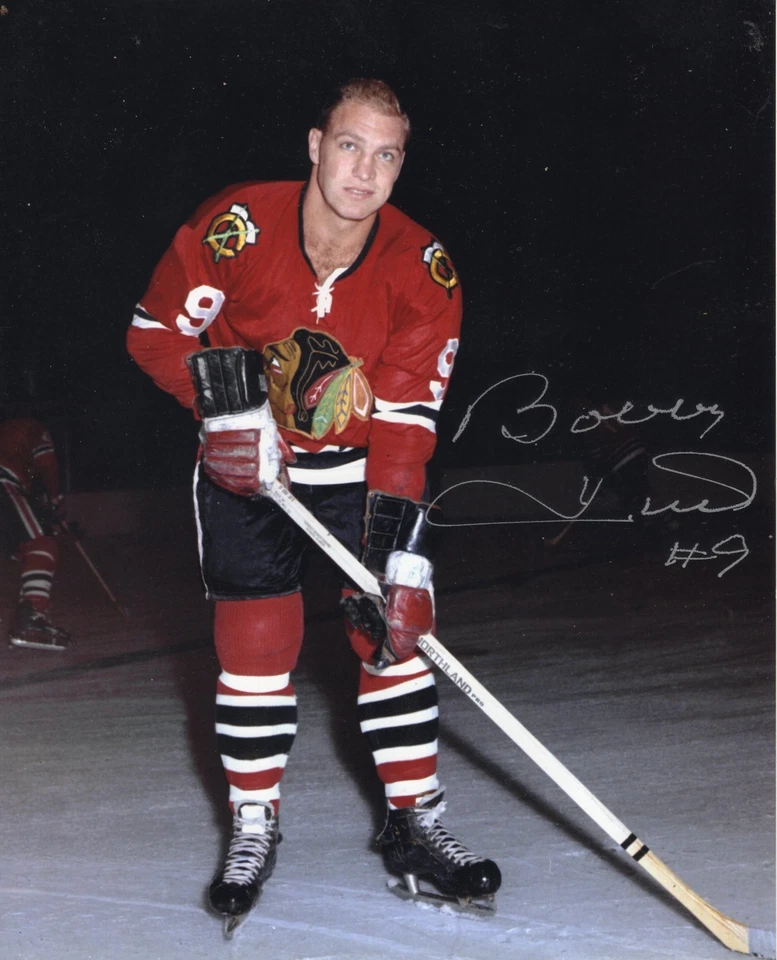 Bobby Hull Chicago Black Hawks HOF'er Autographed 8x10 Photo - Image 1 of 1