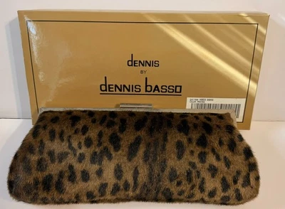 Cartera sin asas Dennis Basso de piel sintética con estampado de guepardo con correa de cadena de colección Foto 1 de 2