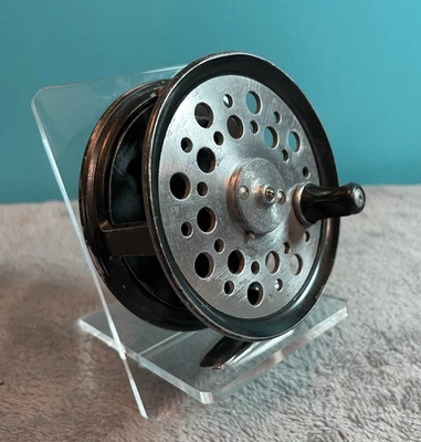 VTG Orvis JW Young Battenkill Fly Fishing Reel Made in England 3.5" Dia 5.7oz - Image 1 of 4