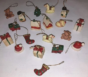 Vtg Holiday Friends Polystone Christmas Holiday Mini Ornaments Set Of 19 Giftco - Picture 1 of 5