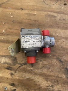 TEXTRON FUEL FLOW TRANSMITTER P/N 9912031-6 - Picture 1 of 8