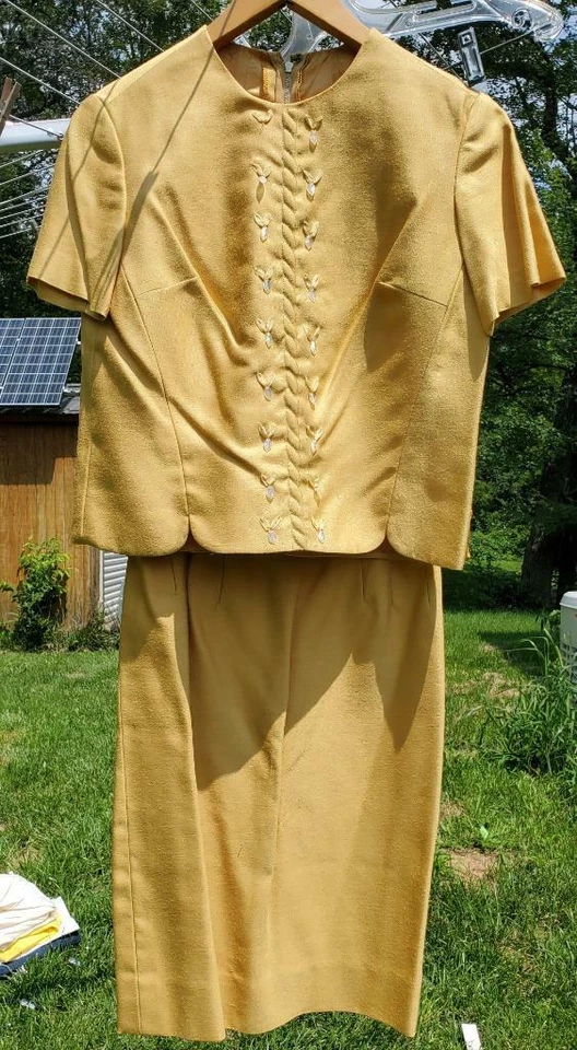 Vtg 60s Marcy Allen 2 Piece Suit Skirt Top Gold Beaded Wiggle Sz S B38 Cocktail - Image 1 of 1