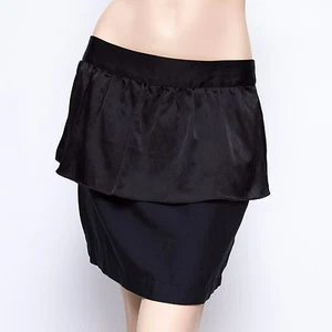 Minifalda Rory Beca Charmeuse mezcla de seda negra peplum EE. UU. $149 US6 - Imagen 1 de 6