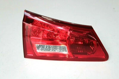 Faro Posteriore Interno Sinistro Lexus IS 220D XE2 Anno 07 / TOYOTA - Immagine 1 di 4