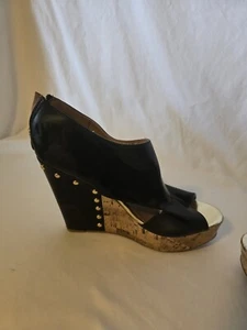 Shoe Dazzle Cork Wedge Size 10 - Picture 1 of 7