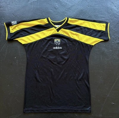 Kit de colección de la temporada 1996-1997 MLS Columbus Crew Home Foto 1 de 4