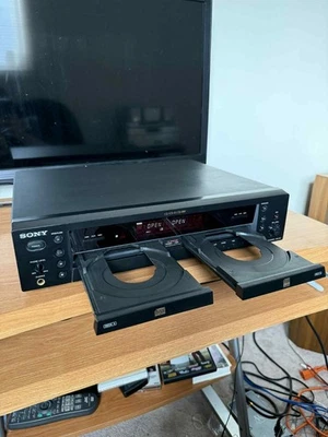 Sony RCD-W1 Dual Deck CD Player / CD Recorder – Tested – CD-R / CD-RW - Image 1 of 3