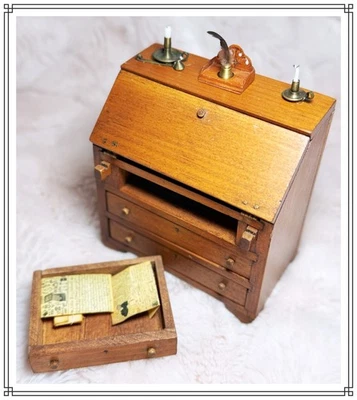 Vtg Toncoss Sturbridge Artist Miniature Desk 1:12 Dollhouse Cathy Hansen Style - Image 1 of 4