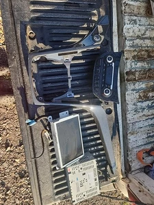 2012 Ford Focus Climate Control OEM Bezel,info Screen And Reciever. - Picture 1 of 10