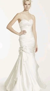 NWT David's Bridal Satin Mermaid Wedding Dress With Bow Detail 20W Free Shipping - Picture 1 of 16
