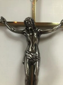 Vintage Cross Metal Crucifix INRI Church Christian Jesus Christ Ornament Church - Picture 1 of 9