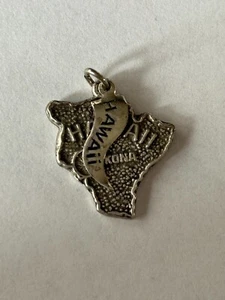 Vintage Sterling Silver Kona Hawaii Island Charm Map For Necklace Or Bracelet - Picture 1 of 7