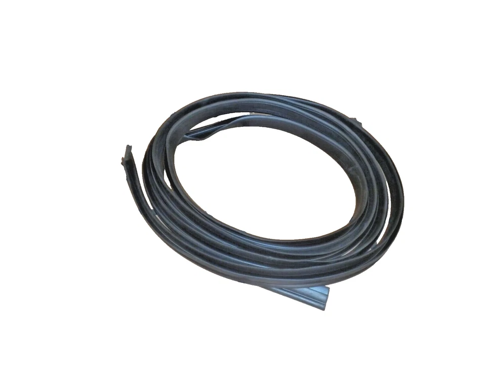 Sello capó delantero 140 pulgadas para Volkswagen Ghia 1956-1974 Foto 1 de 3