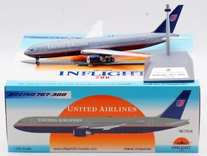 VUELO 1:200 United Airlines Boeing B767-300 avión diecast modelo N670UA - Imagen 1 de 16