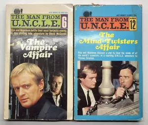 Set 2 Vintage Ass Taschenbücher The Man von U.N.C.L.E. 6 & 12 1966 Vampire Affäre - Bild 1 von 7
