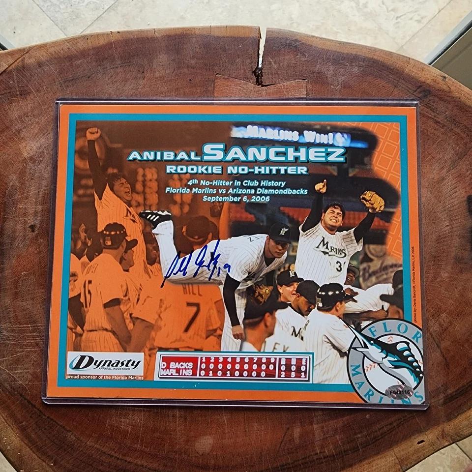 Foto 8x10 firmada autografiada por Aníbal Sánchez - con certificado de autenticidad - Florida Marlins sin bateador Foto 1 de 1