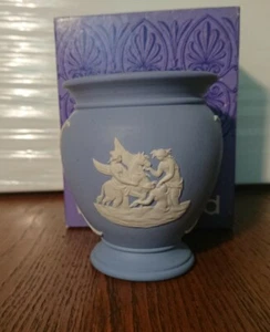 Vaso in scatola Wedgewood Jasper CAMEO POSY POT  - Foto 1 di 8