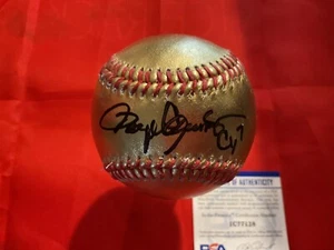 ROGER CLEMENS SIGNED GOLD OML BASEBALL WITH CY7 PSA 1C77128 CERTIFICATE - Picture 1 of 7